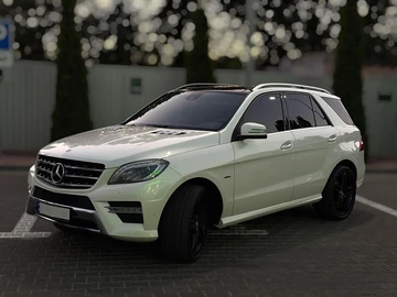 Авто Mercedes Ml Серия 2012 № 8193783