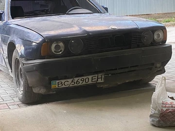 Авто BMW 5 Серия 1992 № 8193984