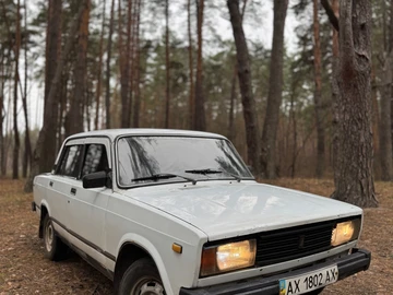 Авто ВАЗ 2105 1988 № 8194010