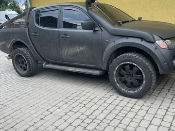 Авто Mitsubishi L 200 2006 № 8194028