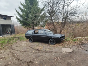 Авто Volkswagen Passat Sedan 1988 № 8194339