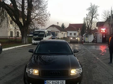 Авто Audi A4 2001 № 8194576