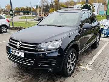 Авто Volkswagen Touareg 2014 № 8194581