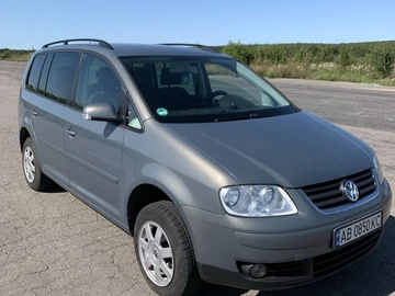 Авто Volkswagen Touran 2004 № 8194591