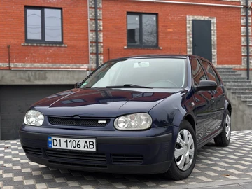 Авто Volkswagen Golf 2002 № 8194682