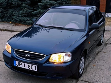 Авто Hyundai Accent 2001 № 8194688