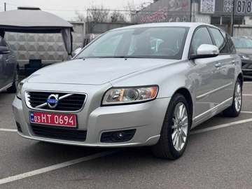 Авто Volvo V50 2011 № 8194892
