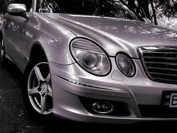Авто Mercedes 220 2007 № 8194900