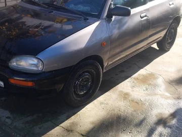 Авто Mazda 121 1994 № 8194964