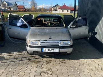 Авто Opel Vectra 1991 № 8195010