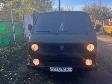 Авто Volkswagen Transporter 1988 № 8195130