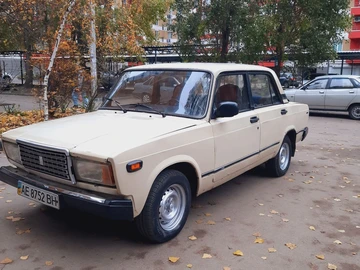 Авто ВАЗ 2107 1996 № 8195143
