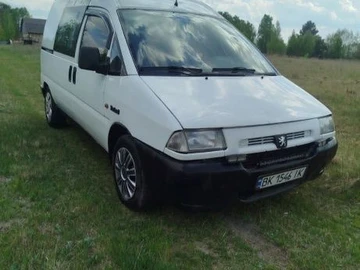 Авто Peugeot Expert 2000 № 8195152