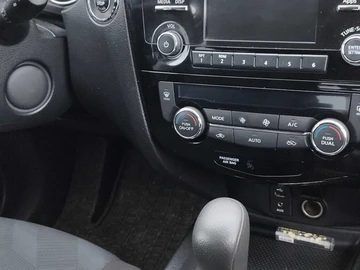 Авто Nissan Rogue 2016 № 8195168