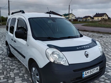 Авто Renault Kangoo Passenger 2010 № 8195259