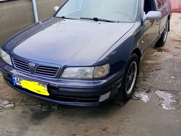Авто Nissan Maxima 1995 № 8195372