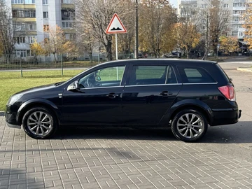 Авто Opel Astra 2010 № 8195404