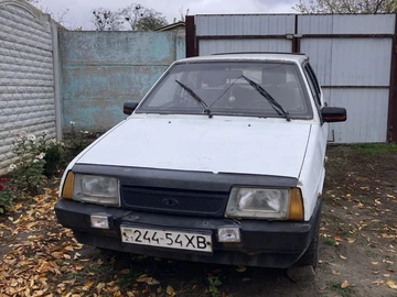 Авто ВАЗ 2109 1992 № 8195410