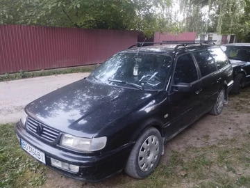 Авто Volkswagen Passat Variant 1995 № 8195466