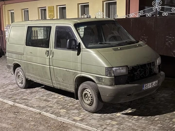 Авто Volkswagen Transporter 1999 № 8195667