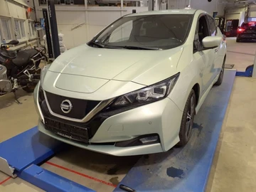 Авто Nissan Leaf 2018 № 8195684