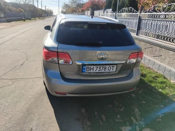 Авто Toyota Avensis 2013 № 8195773