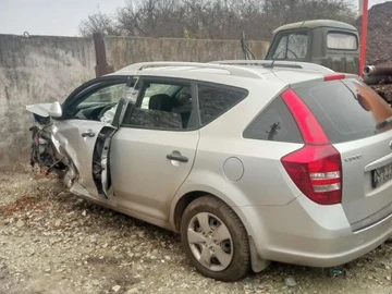Авто KIA Cee X27 D 2009 № 8195972