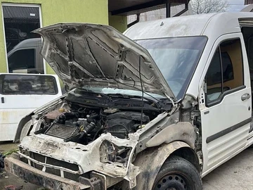 Авто Ford Tourneo Connect 2005 № 8196165