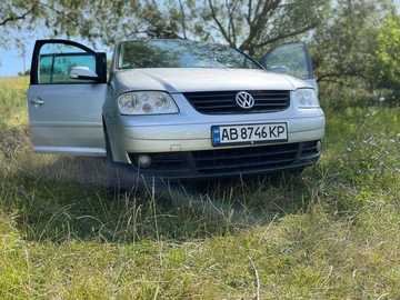Авто Volkswagen Touran 2004 № 8196176