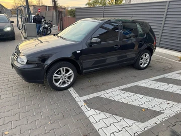 Авто Volkswagen Golf 2000 № 8196313