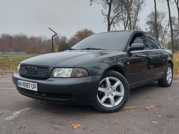 Авто Audi A4 1997 № 8196399