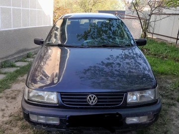 Авто Volkswagen Passat Sedan 1994 № 8196869