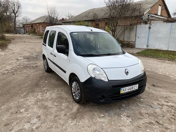 Авто Renault Kangoo Passenger 2012 № 8196886