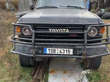 Авто Toyota Land Cruiser 60 1985 № 8196888