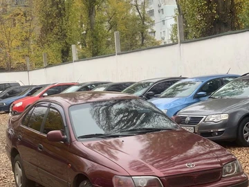 Авто Toyota Carina E 1998 № 8196892