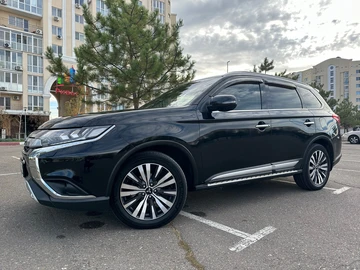 Авто Mitsubishi Outlander 2019 № 8197288