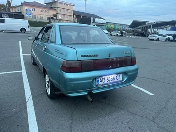 Авто ВАЗ 2110 2002 № 8197537