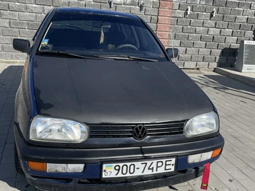 Авто Volkswagen Golf 1995 № 8197540