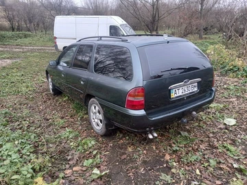 Авто Ford Mondeo 1998 № 8197860