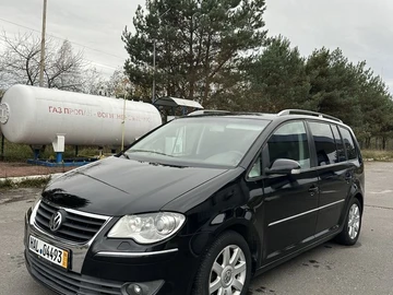 Авто Volkswagen Touran 2009 № 8197913