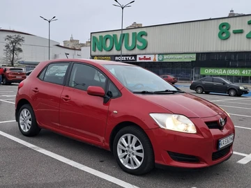 Авто Toyota Auris 2011 № 8198004