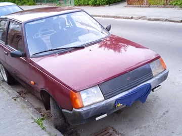 Авто ЗАЗ 1102 2004 № 8198191