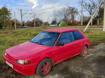 Авто Mazda 323 1992 № 8198236