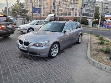 Авто BMW 5 Серия 2004 № 8198396