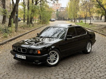 Авто BMW 5 Серия 1990 № 8198399