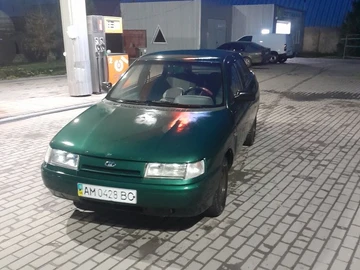 Авто ВАЗ 2110 2001 № 8198526