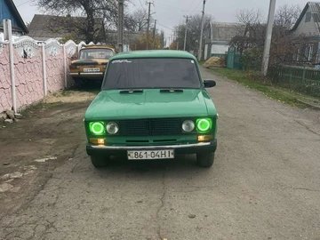 Авто ВАЗ 2103 1983 № 8198659