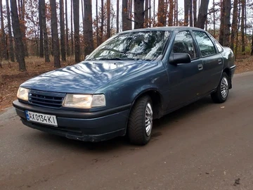 Авто Opel Vectra 1990 № 8198701
