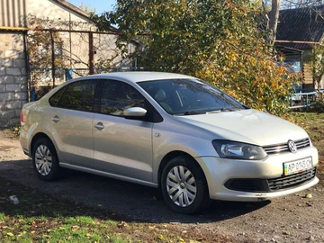 Авто Volkswagen Polo 2014 № 8198709