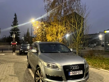 Авто Audi Q7 2008 № 8198801
